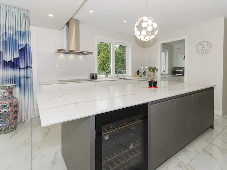 2010 Queens Avenue, West Vancouver, BC, V7V 2X9 - 11