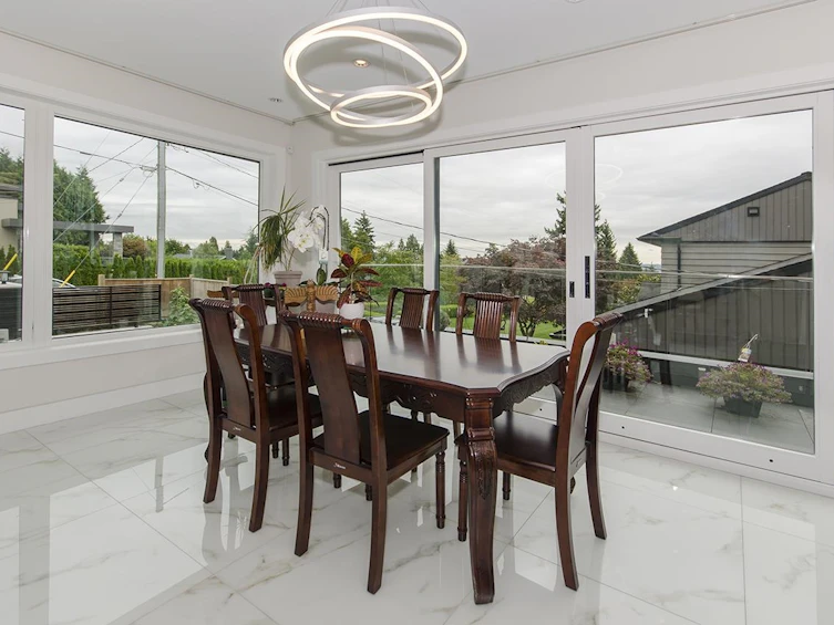 2010 Queens Avenue, West Vancouver, BC, V7V 2X9 - 8