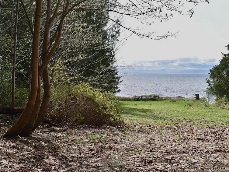 2763 Lower Road, Roberts Creek, BC, V0N 2W4 - 6