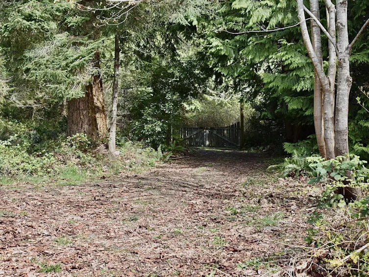 2763 Lower Road, Roberts Creek, BC, V0N 2W4 - 16