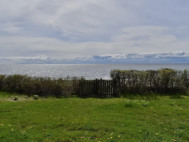 2763 Lower Road, Roberts Creek, BC, V0N 2W4 - 11