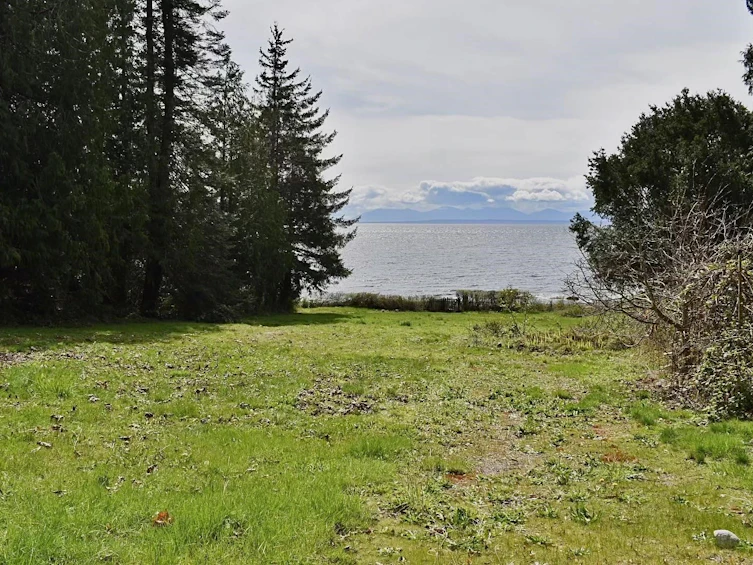 2763 Lower Road, Roberts Creek, BC, V0N 2W4 - 8