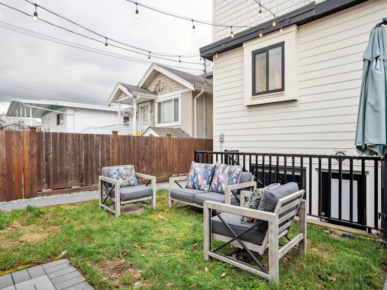 1579 Rupert Street, Vancouver, BC, V5K 4L9 - 24
