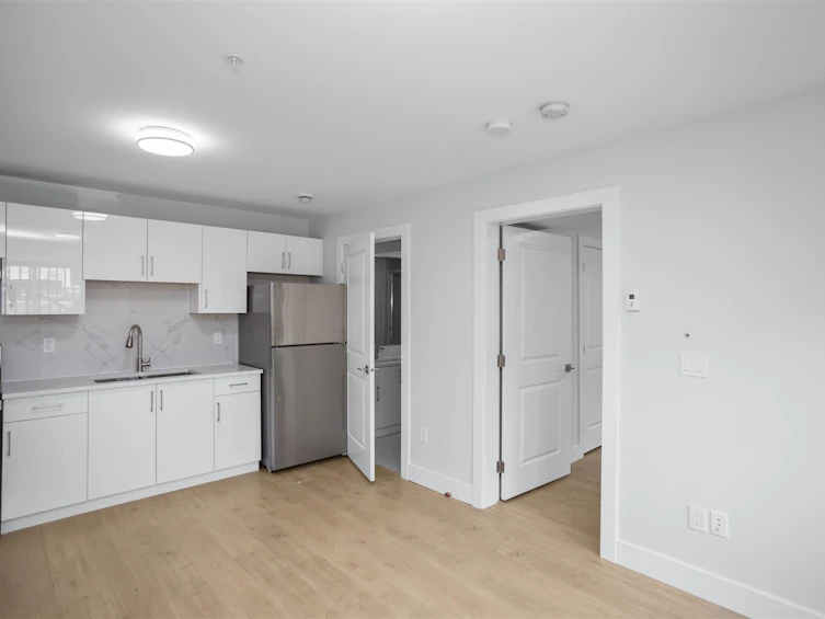 1579 Rupert Street, Vancouver, BC, V5K 4L9 - 30