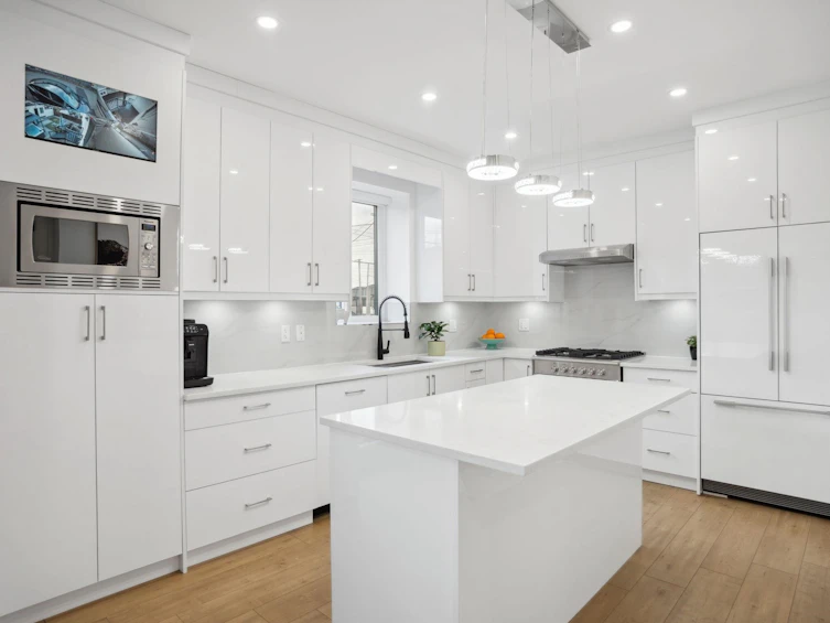 1579 Rupert Street, Vancouver, BC, V5K 4L9 - 8