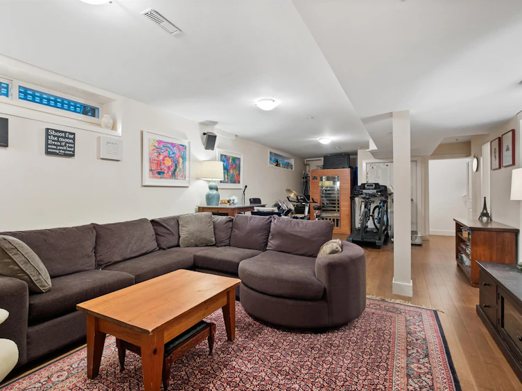 1223 W 16th Street, North Vancouver, BC, V7P 1R5 - 28
