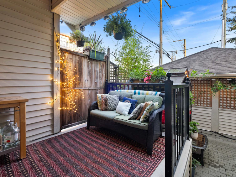 1223 W 16th Street, North Vancouver, BC, V7P 1R5 - 8