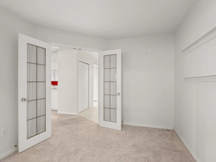 209-15025 Victoria Avenue, Surrey, BC, V4B 1G2 - 18
