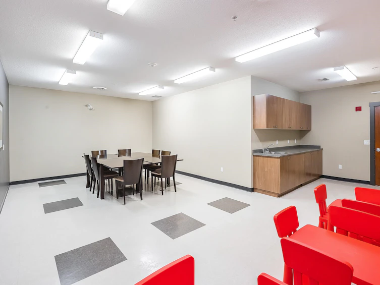 318-3110 Dayanee Springs Boulevard, Coquitlam, BC, V3E 0B4 - 38