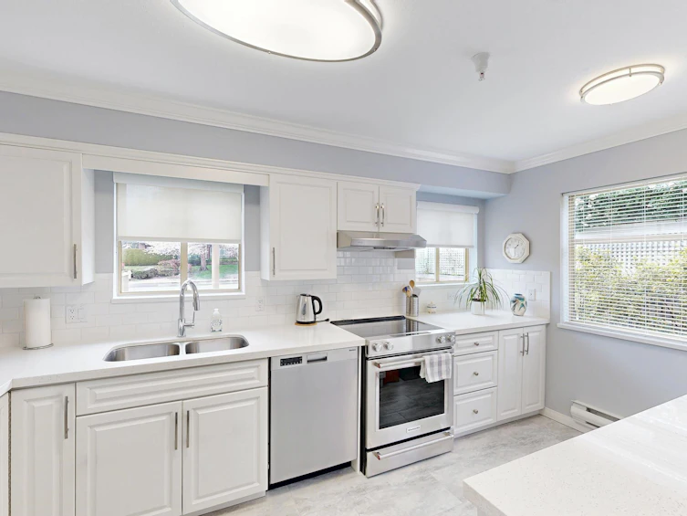 101-1118 55 Street, Delta, BC, V4M 3J8 - 3