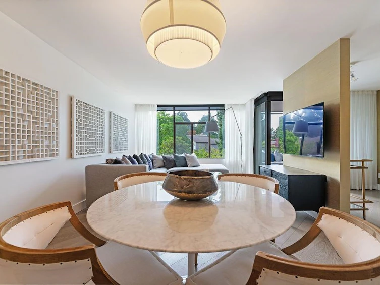 210-4101 Yew Street, Vancouver, BC, V6L 3B7 - 9