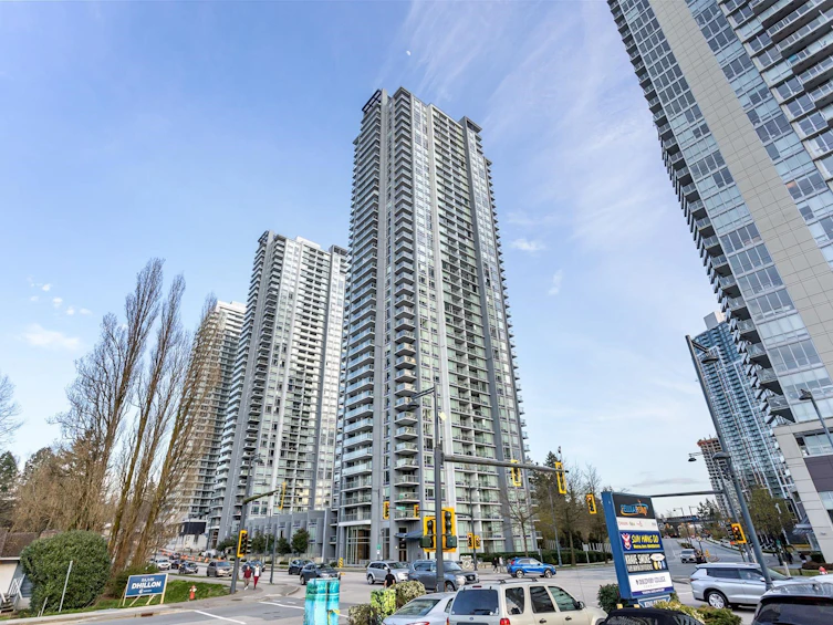 909-13696 100 Avenue, Surrey, BC, V3T 0L5