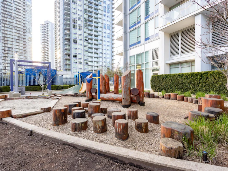909-13696 100 Avenue, Surrey, BC, V3T 0L5 - 30