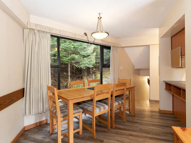 1L-2561 Tricouni Place, Whistler, BC, V8E 0A8 - 15