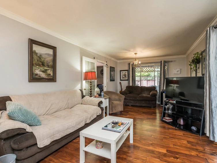 34696 Laburnum Avenue, Abbotsford, BC, V2S 5J2 - 5