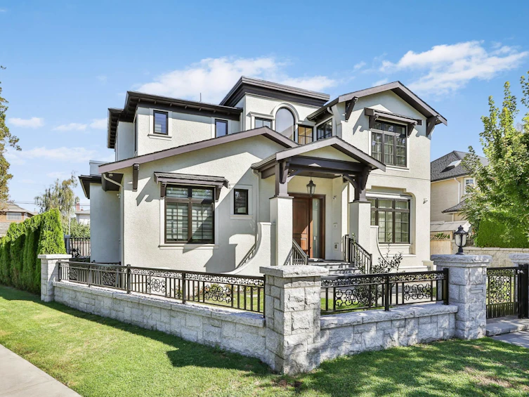 2433 W 22nd Avenue, Vancouver, BC, V6L 2K4 - 2
