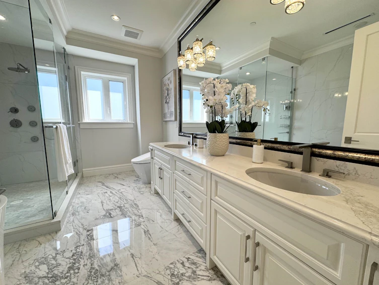 2433 W 22nd Avenue, Vancouver, BC, V6L 2K4 - 15