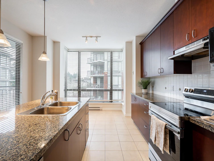 405-1551 Foster Street, Surrey, BC, V4B 5M1 - 16