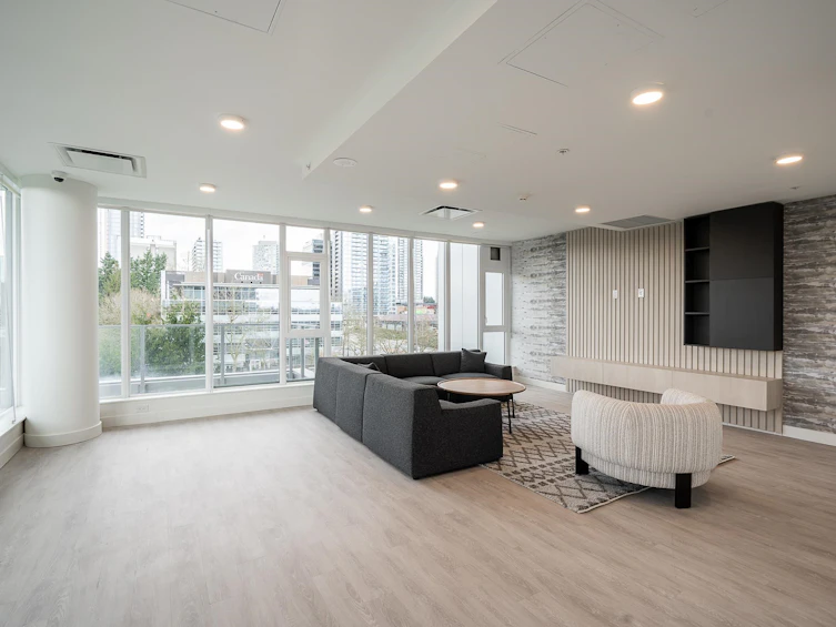 2104-9675 King George Boulevard, Surrey, BC, V3T 0T7 - 28