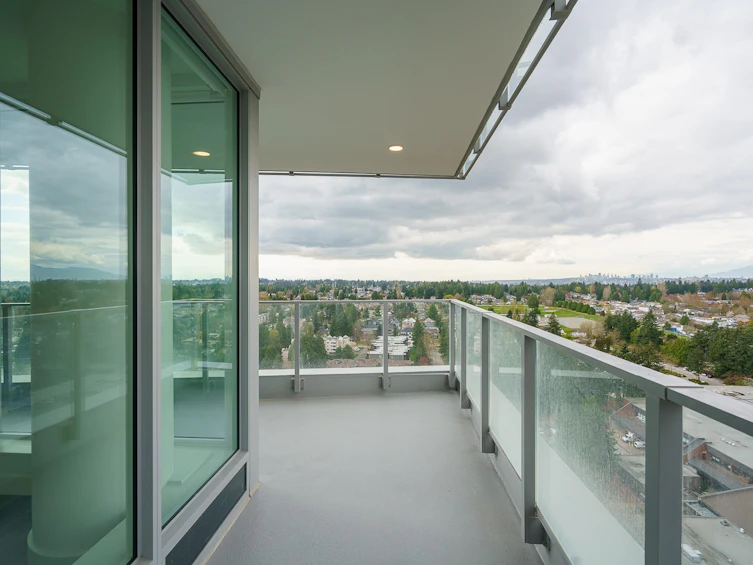 2104-9675 King George Boulevard, Surrey, BC, V3T 0T7 - 20