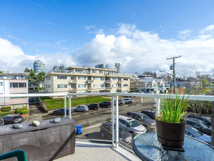 301-15130 Prospect Avenue, Surrey, BC, V4B 2B9 - 21