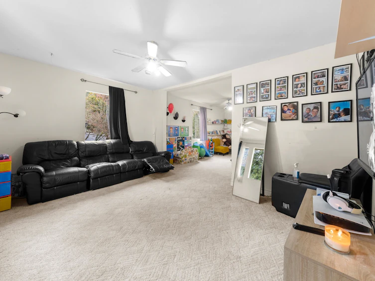 8982 148 Street, Surrey, BC, V3R 3W4 - 6