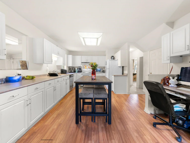 8982 148 Street, Surrey, BC, V3R 3W4 - 13