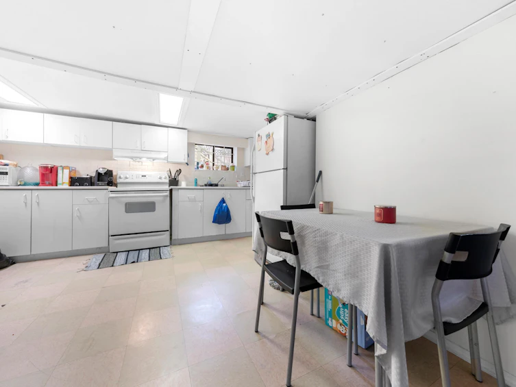 8982 148 Street, Surrey, BC, V3R 3W4 - 31