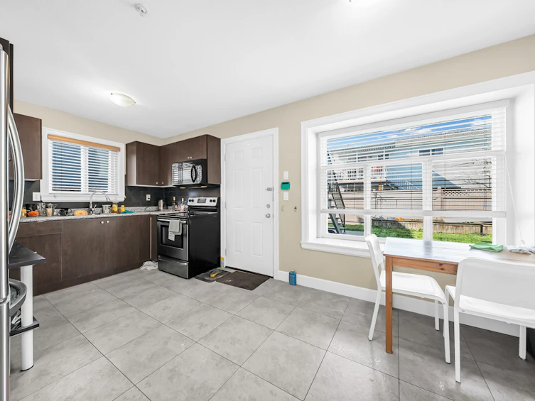 2213 Ferndale Street, Vancouver, BC, V5L 1Y6 - 6