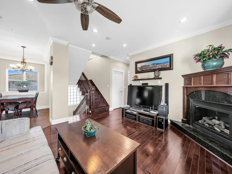 2213 Ferndale Street, Vancouver, BC, V5L 1Y6 - 16