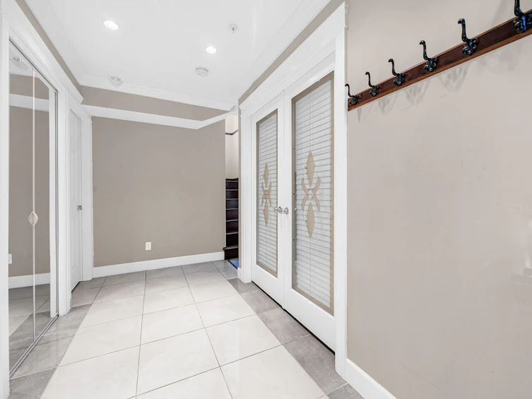 2213 Ferndale Street, Vancouver, BC, V5L 1Y6 - 28