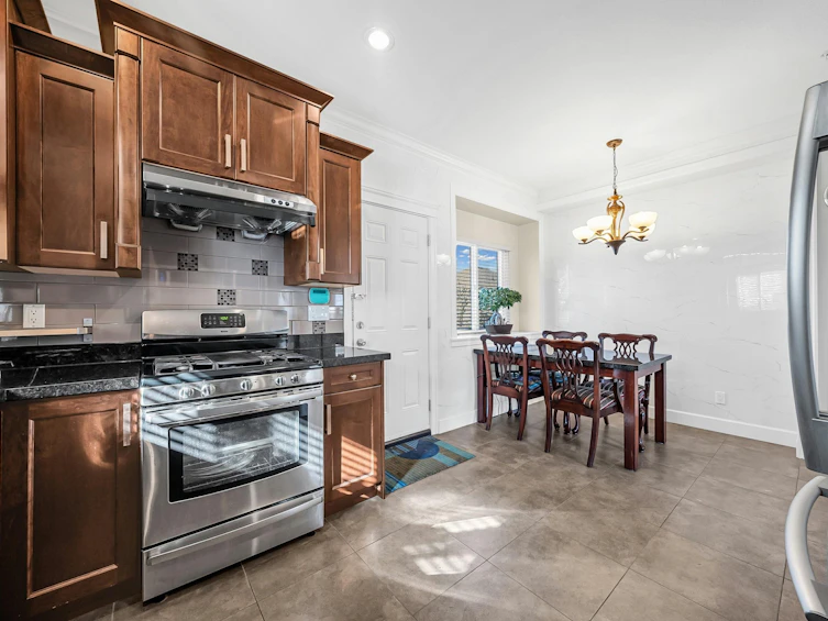 2213 Ferndale Street, Vancouver, BC, V5L 1Y6 - 15