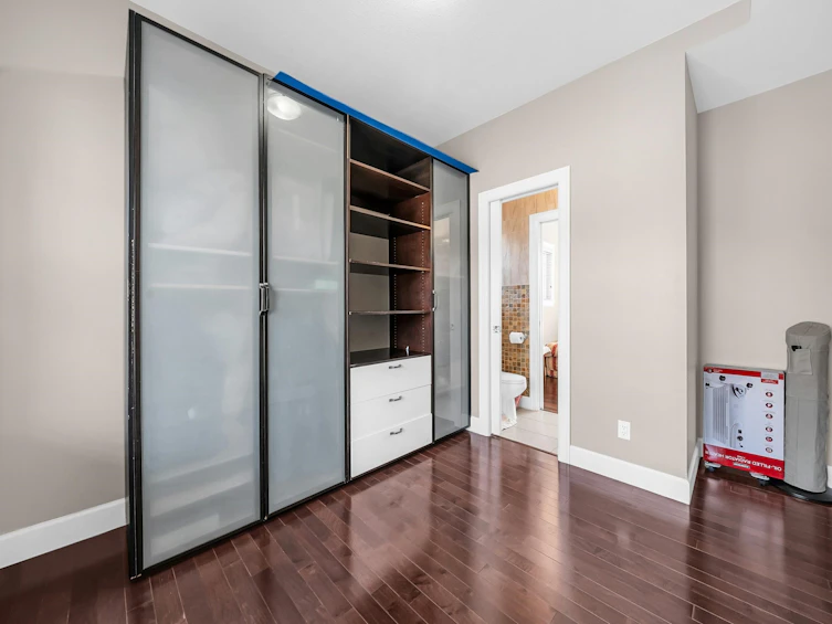 2213 Ferndale Street, Vancouver, BC, V5L 1Y6 - 25