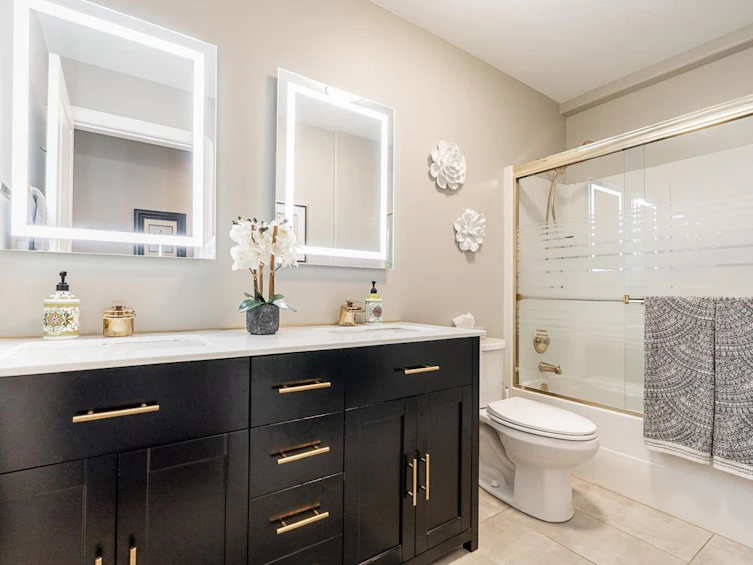 18647 56b Avenue, Surrey, BC, V3S 7N2 - 22