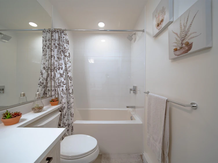 103-7579 16th Street, Burnaby, BC, V3N 0H7 - 12