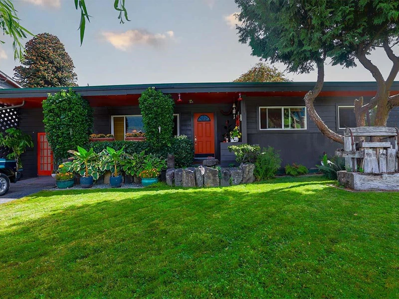40324 Hood Road, Squamish BC V8B 0G2
