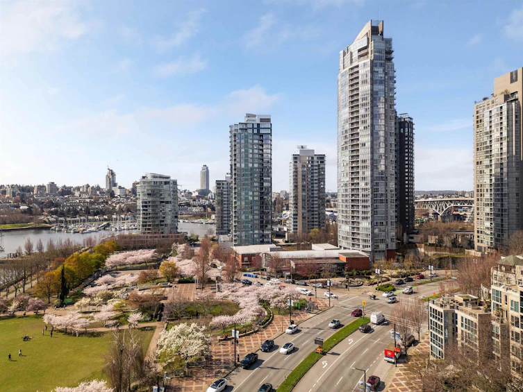 13C-199 Drake Street, Vancouver, BC, V6Z 2T9 - 26