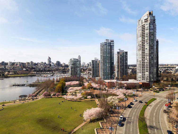 13C-199 Drake Street, Vancouver, BC, V6Z 2T9 - 24