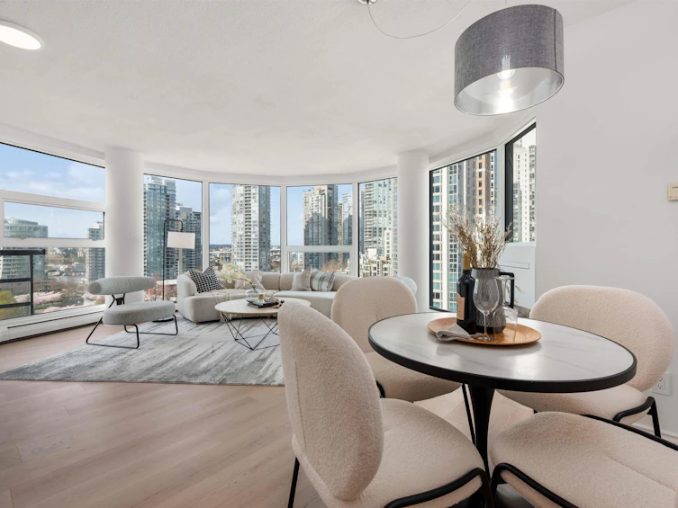 13C-199 Drake Street, Vancouver, BC, V6Z 2T9 - 4