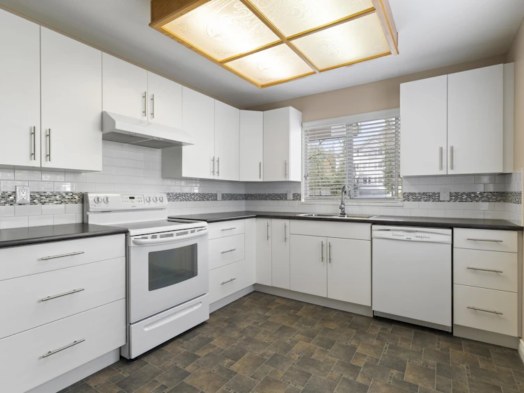 205-455 Bromley Street, Coquitlam, BC, V3K 6N7 - 13
