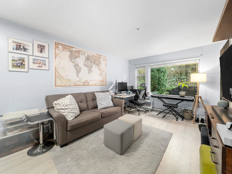 204-1679 Lloyd Avenue, North Vancouver, BC, V7P 0A9 - 2