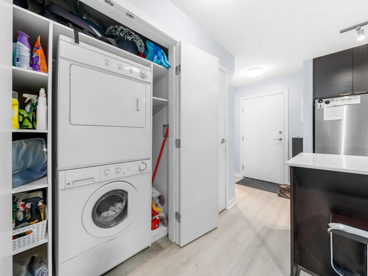 204-1679 Lloyd Avenue, North Vancouver, BC, V7P 0A9 - 20