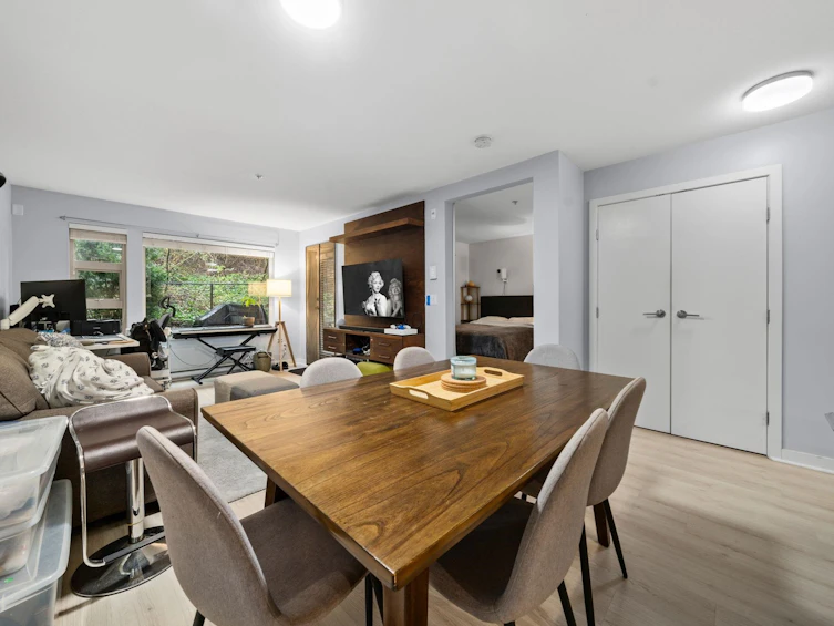 204-1679 Lloyd Avenue, North Vancouver, BC, V7P 0A9 - 11