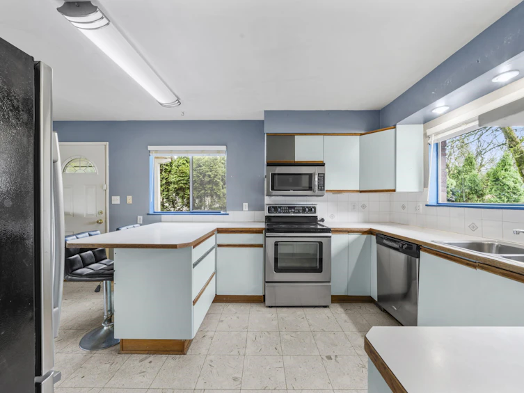 21643 Exeter Avenue, Maple Ridge, BC, V2X 4M9 - 8