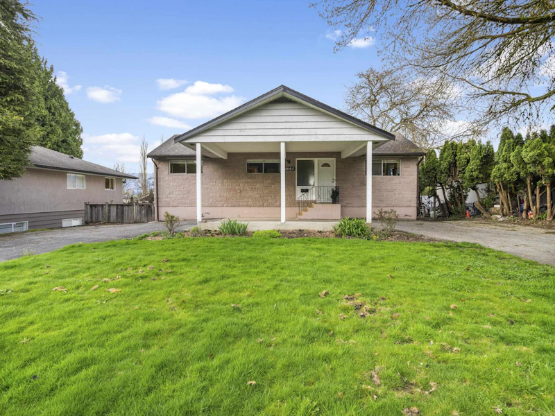 21643 Exeter Avenue, Maple Ridge BC V2X 4M9