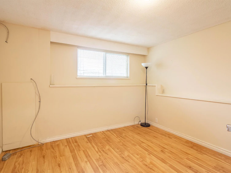 5630 Lincoln Street, Vancouver, BC, V5R 4P4 - 23