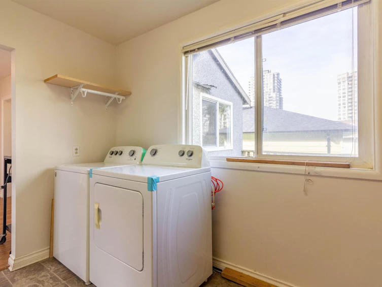 5630 Lincoln Street, Vancouver, BC, V5R 4P4 - 13