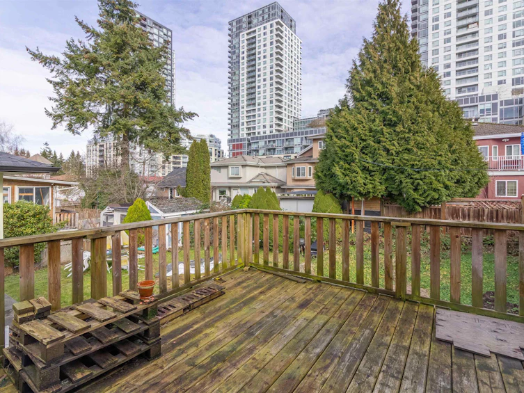 5630 Lincoln Street, Vancouver, BC, V5R 4P4 - 16