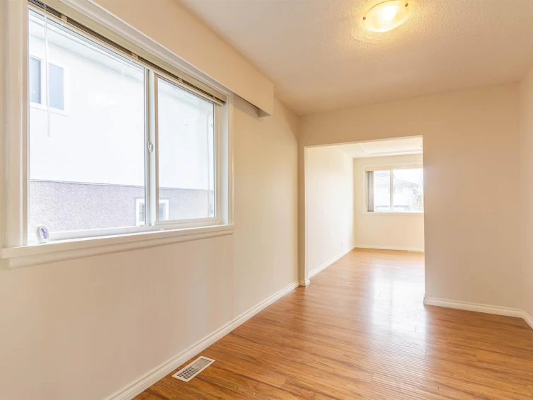 5630 Lincoln Street, Vancouver, BC, V5R 4P4 - 7