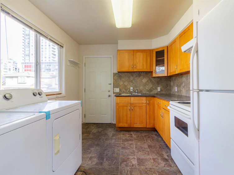 5630 Lincoln Street, Vancouver, BC, V5R 4P4 - 10